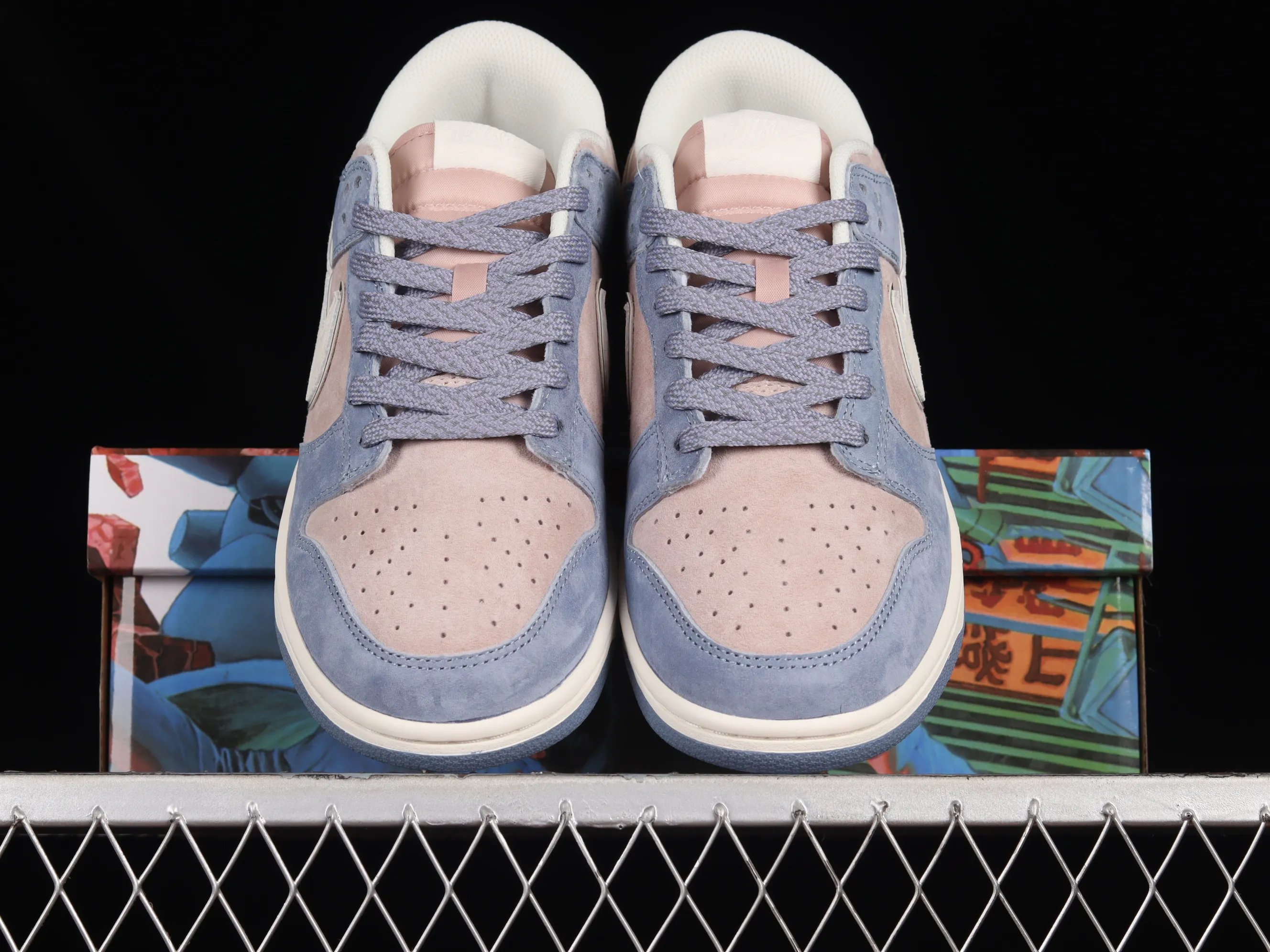 All Categories Nk SB Dunk Series Nk SB Dunk Low Low-top sneakers Otomo Katsuhiro x Nk SB Dunk Low "Steamboy OST" Creative customization collaboration Otomo Katsuhiro co-branded SB low-top sports casual sneakers ST1391-205